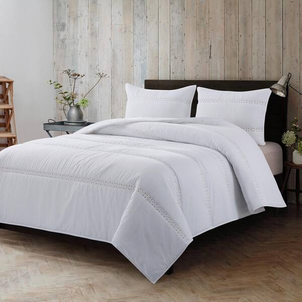 Country Living 3 Piece White Eyelet Cotton Percale King Quilt Set Cl621wt04 The Home Depot Country Living 3 Piece White Eyelet, Country King Bedding Sets
