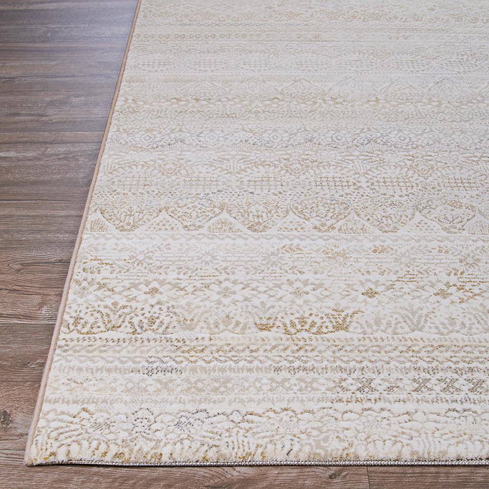 Ivory and Light Grey Floral Synthetic Runner Rug, 2'7" x 7'10"