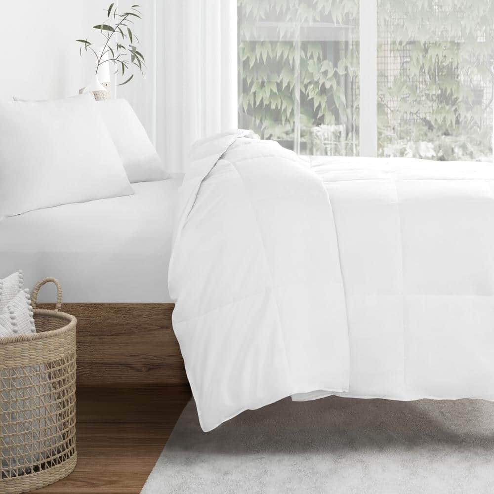 Twin White Cotton Down Alternative Comforter