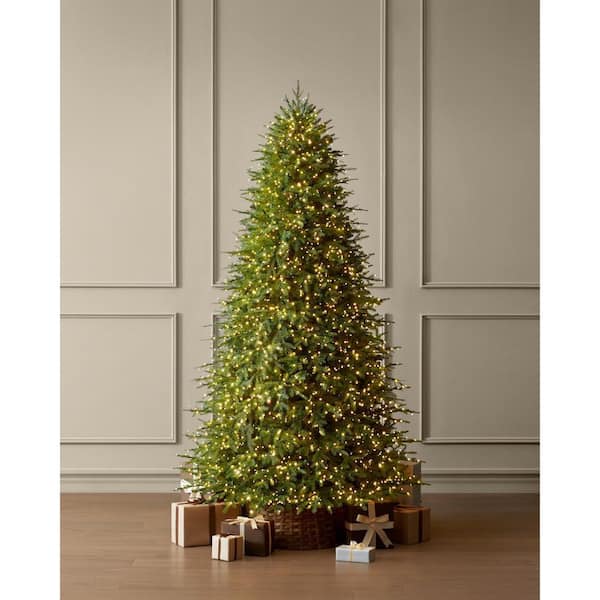 9 ft. Grand Duchess Twinkling Balsam Fir LED Pre-Lit Artificial Christmas Tree T28