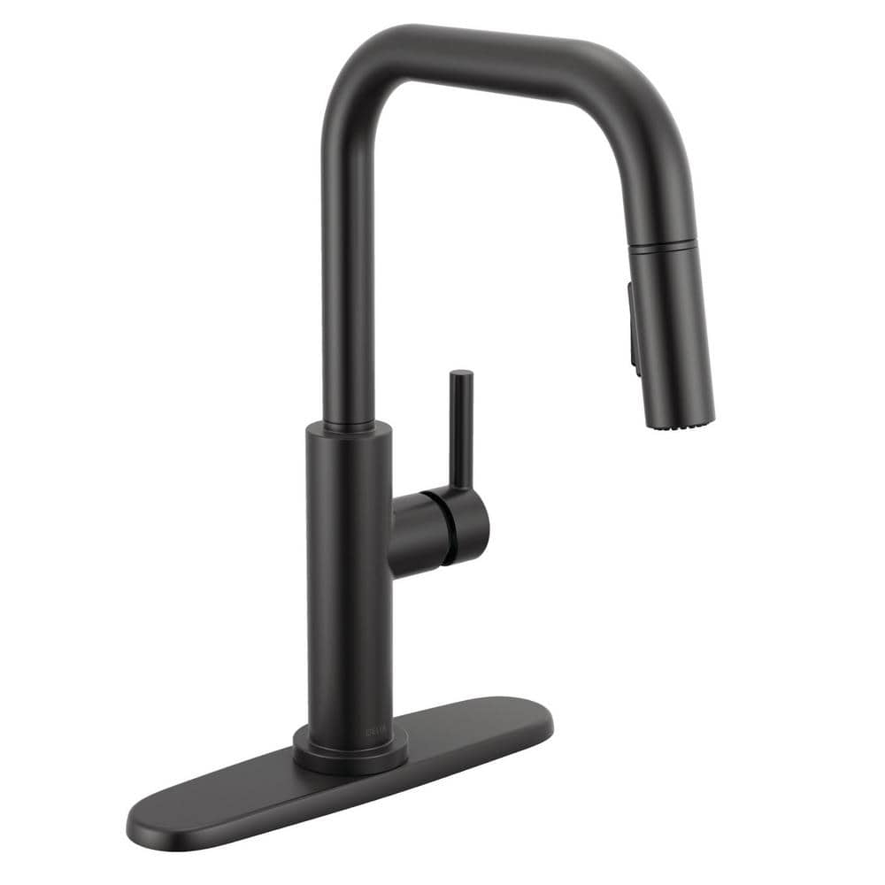 Delta Nicoli Matte Black 15.75 in. H Pull Down Sprayer Kitchen