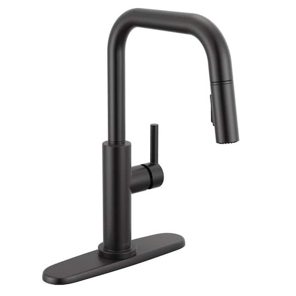 Delta Nicoli Matte Black 15.75 in. H Pull Down Sprayer Kitchen Faucet with 360° Spout Swivel