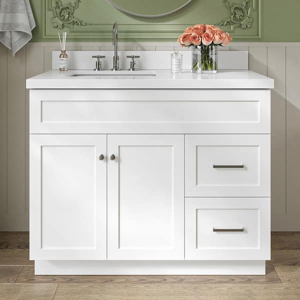 ARIEL Hamlet 42 in. Single Sink Freestanding Bathroom Vanity in White with Pure White Quartz Top