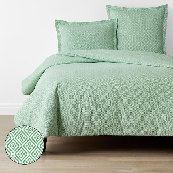 https://images.thdstatic.com/productImages/4ec95360-2d23-571b-a58d-5de83f859713/svn/the-company-store-duvet-covers-51054d-f-green-64_600.jpg