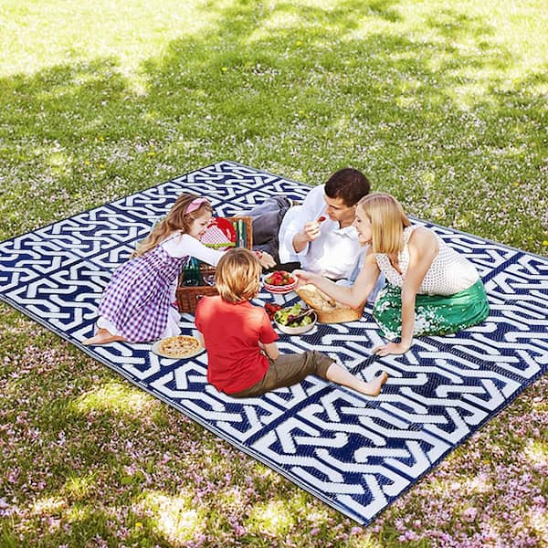 Dark Blue 5 ft. x 8 ft. Modern Plastic Indoor/Outdoor Area Rug