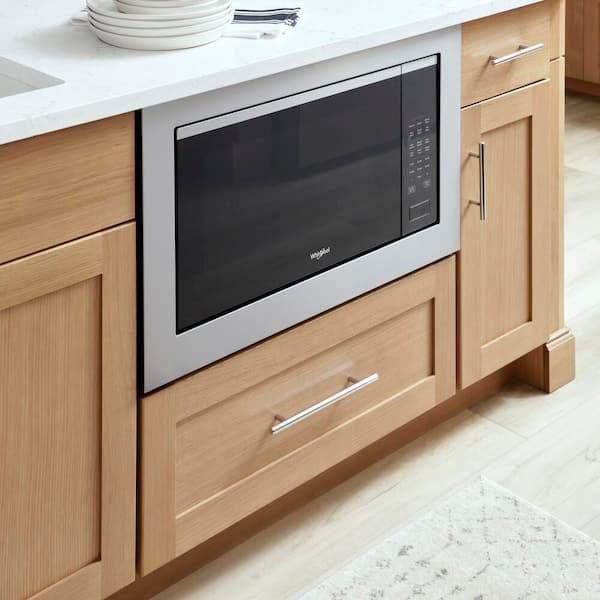 Avondale 30 in. W x 24 in. D x 34.5 in. H Ready to Assemble Plywood Shaker Base Kitchen Cabinet in White Oak