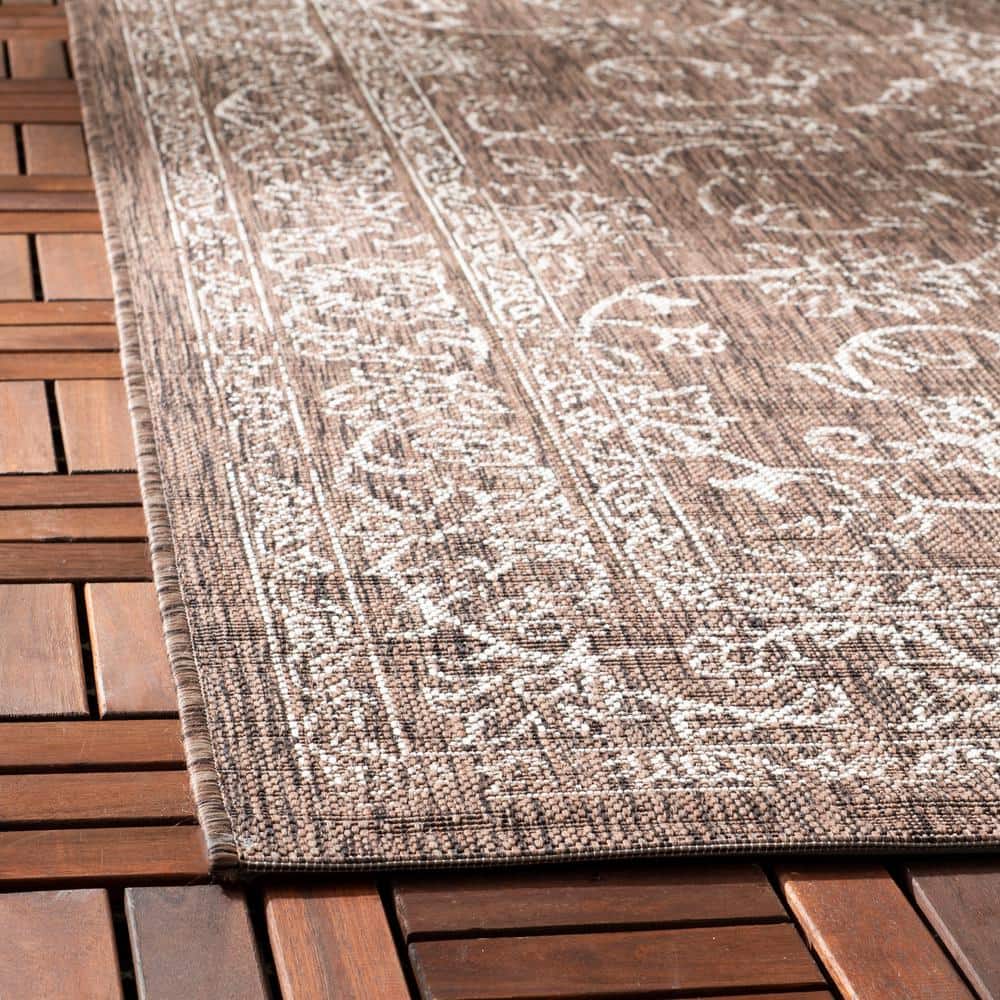 Reversible Brown Synthetic Indoor/Outdoor Rug, 31" x 4"