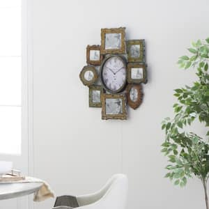 Green Metal Analog Wall Clock