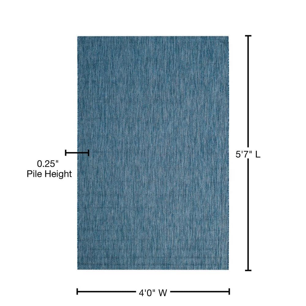 Navy Geometric Low Pile Synthetic Indoor/Outdoor Rug