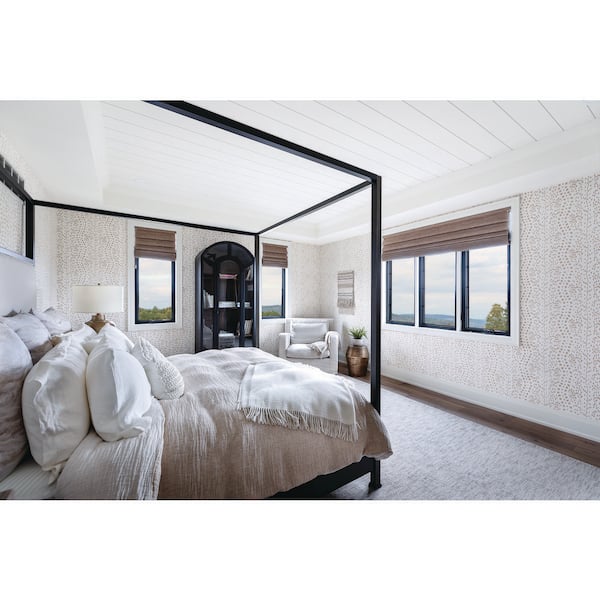 Alexandria Moulding 1-1/4 in. D x 2-3/4 in. W x 96 in. L MDF Primed White Crown Moulding Pack (4-Pack) CR001-96096PK