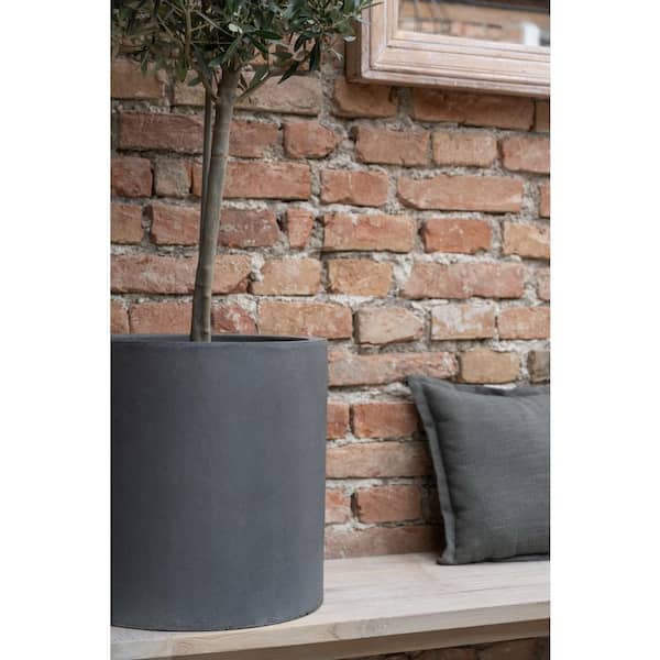 16.9 in. Tall, Black Max Medium Fiberstone Indoor Outdoor Modern Round Planter