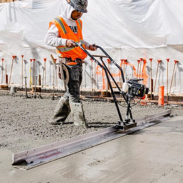 37.7cc Gas Concrete Power Screed Cement Finishing Vibrating Motor, Blade Board Not Included