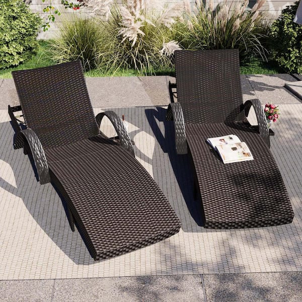 Unbranded Dark Brown 2-Piece Wicker Outdoor Chaise Lounge Patio Pool Recliners with Adjustable Backrest and Pull-Out Side Table