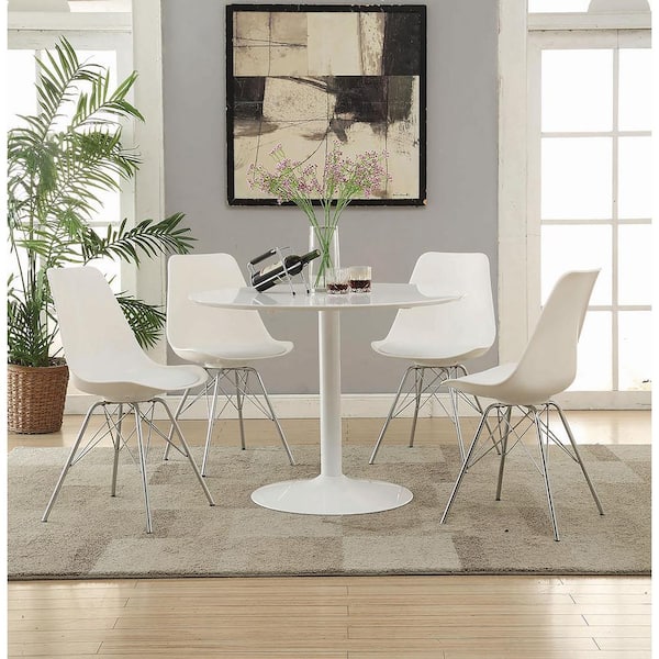 Lowry Collection White Dining Chair (Set of 2)