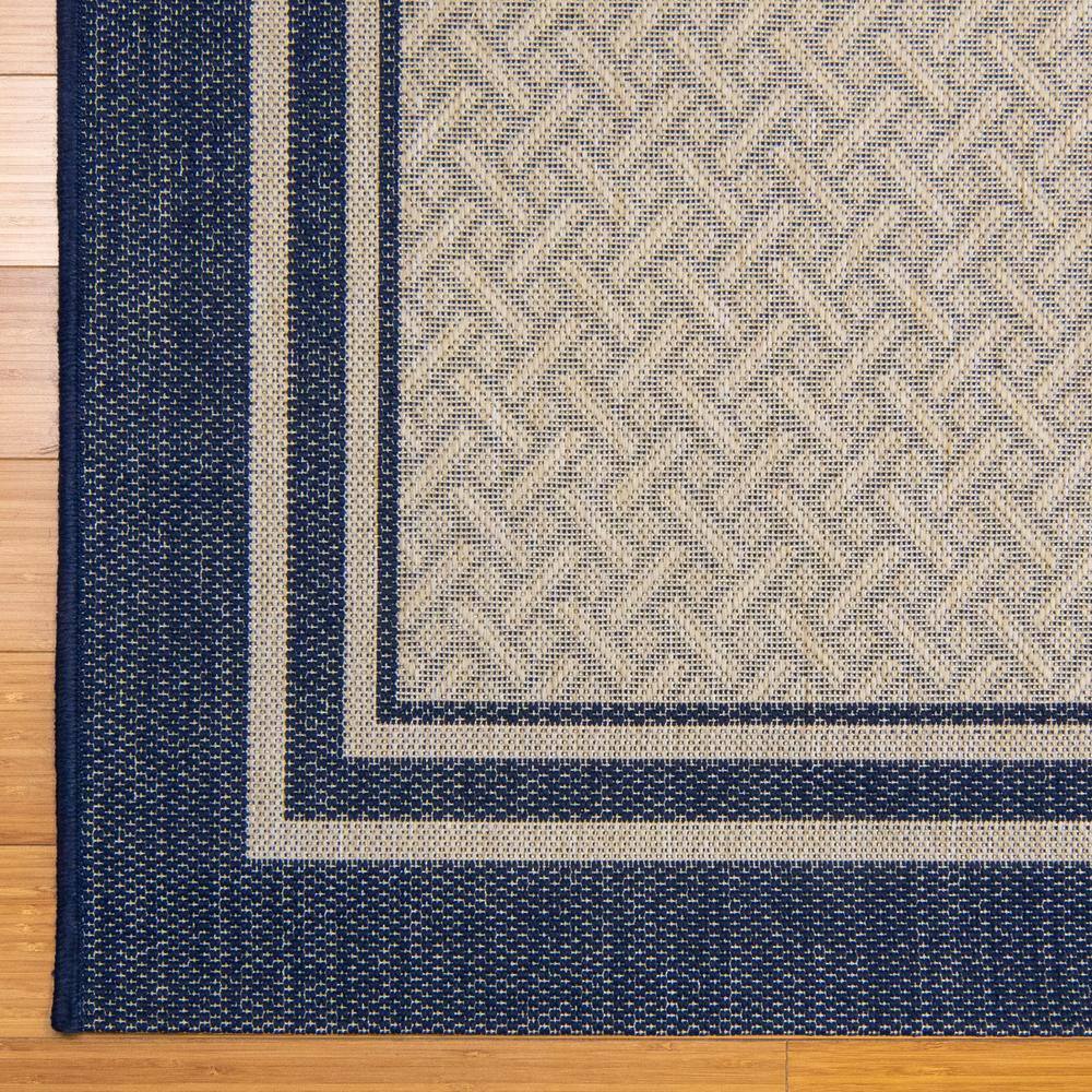 Soroa Navy 5' x 7' Reversible Indoor/Outdoor Area Rug