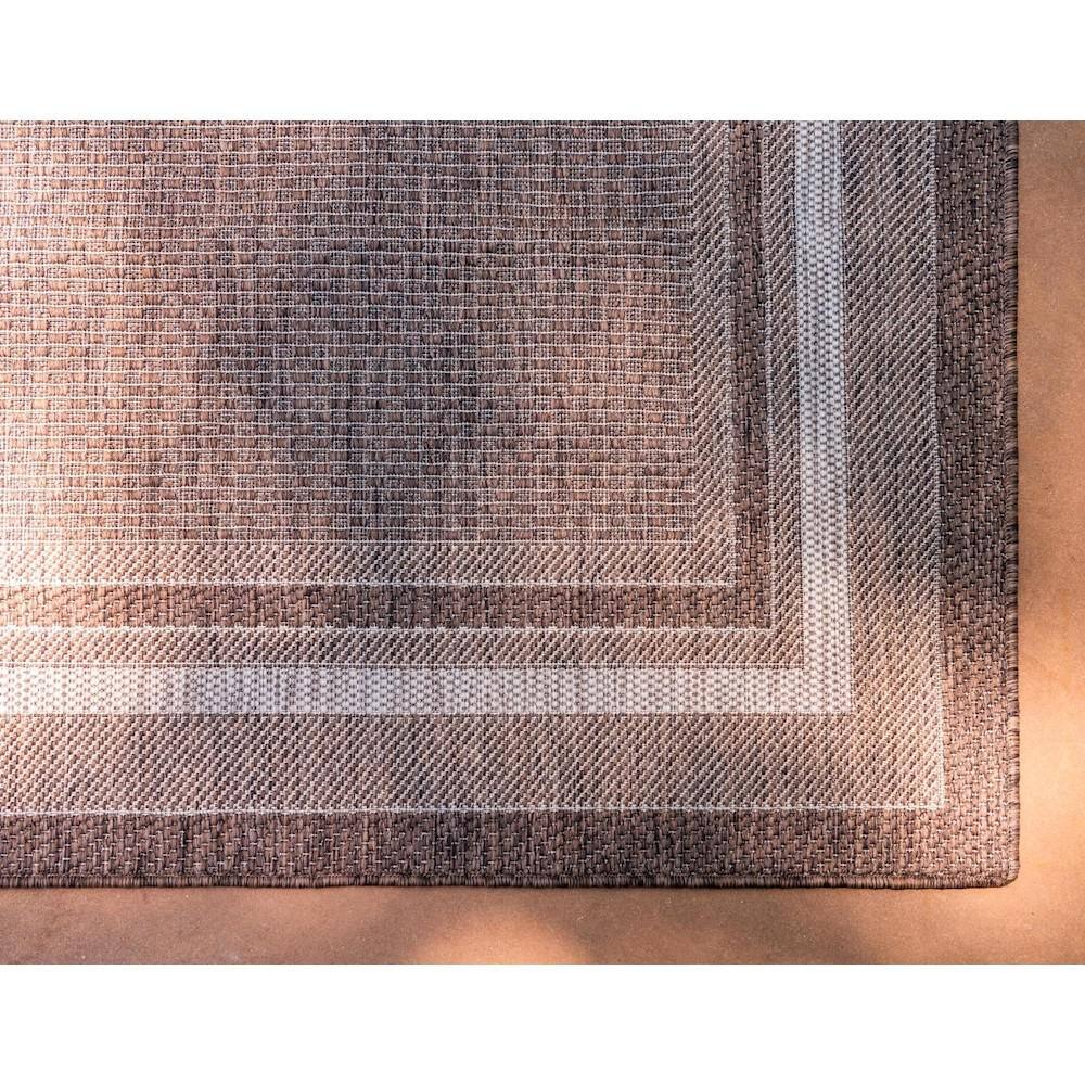 5'3" x 8' Soft Border Brown/Ivory Outdoor Rug