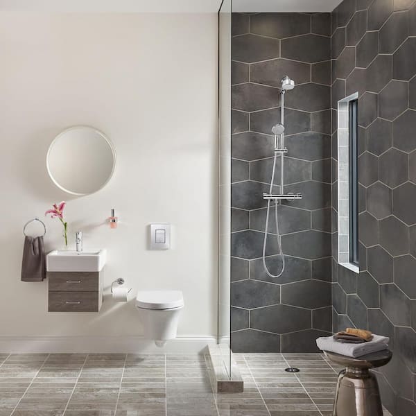 https://images.thdstatic.com/productImages/4f2aa008-ff0f-41ba-92df-17c3de63f105/svn/grohe-starlight-chrome-grohe-single-hole-bathroom-faucets-3427100a-40_600.jpg