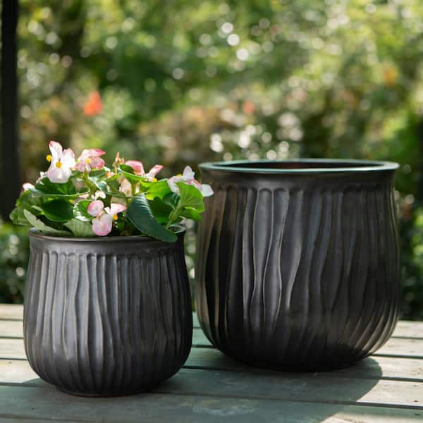 7 in. x 6.5 in. Riverside Decorative Ceramic Planter -Gunmetal
