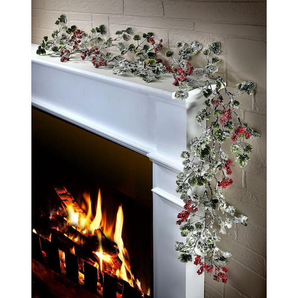 6 ft. Green Artificial Frosted Mini Grape Leaf And Berries Garland