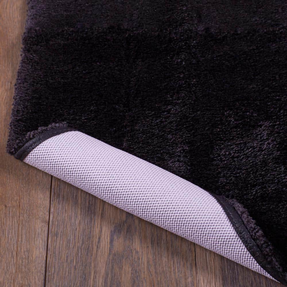 Acclaim Black 20" x 34" Nylon Machine Washable Bath Rug