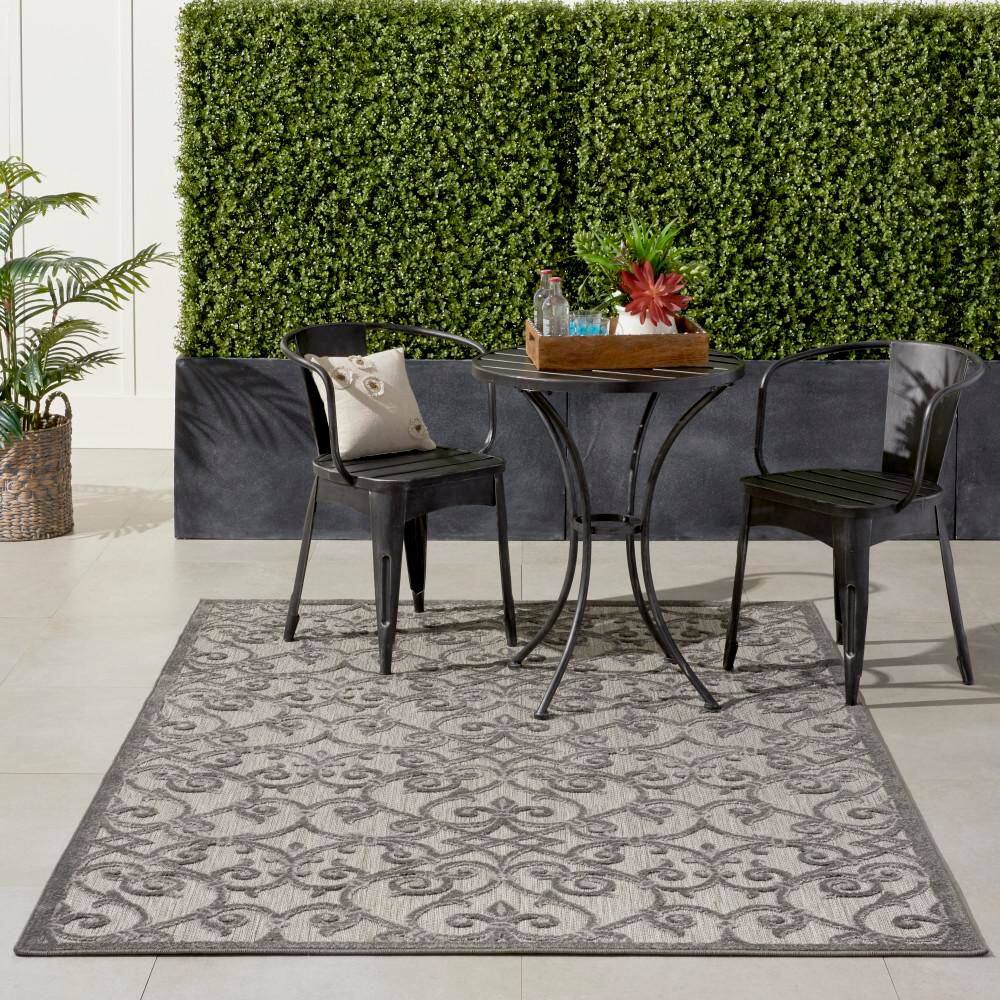 Aloha Floral Grey Charcoal Round 43" Synthetic Outdoor Rug