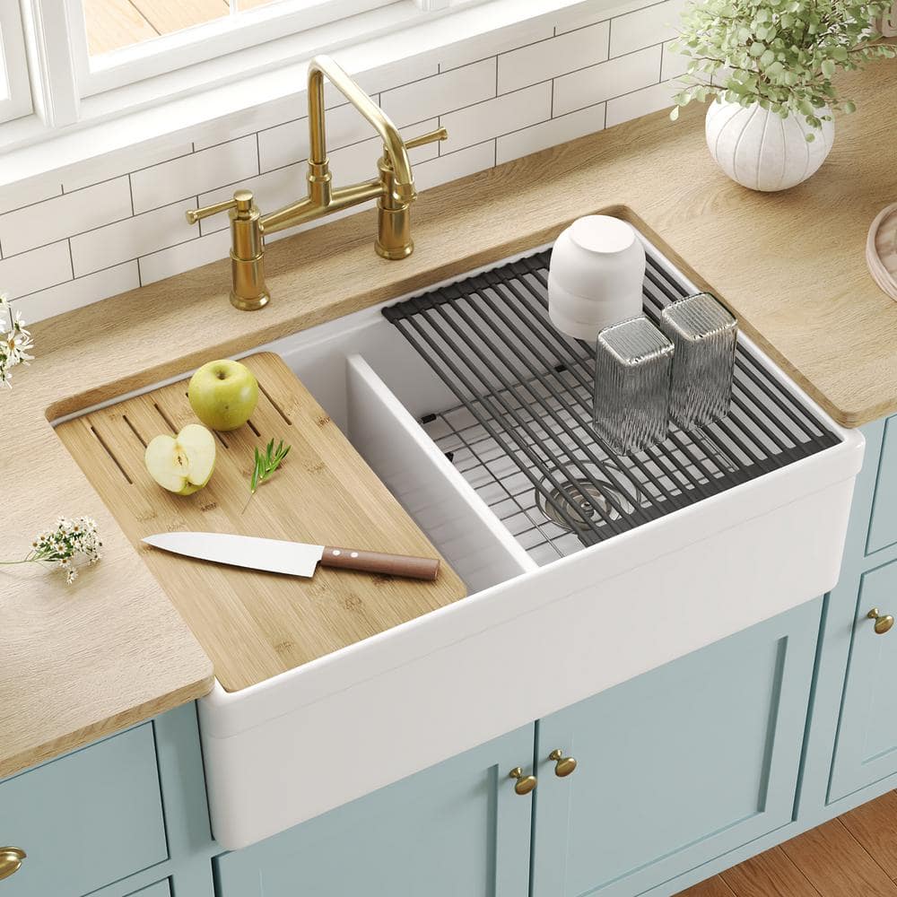 33" White Fireclay Double Bowl Farmhouse Kitchen Sink with Accessories
