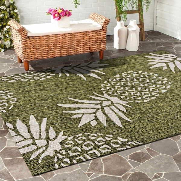 Clover Tropical Green/Beige 7 ft. 9 in. x 9 ft. 9 in. Pineapple Indoor/Outdoor Area Rug