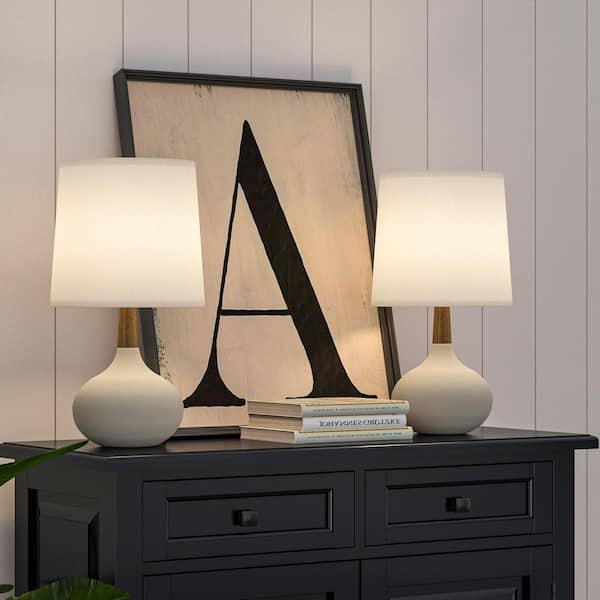 Cleveland 14 in. White Modern Ceramic Bedroom Living Room Bedside Desk Nightstand Small Table Lamps (Set of 2)