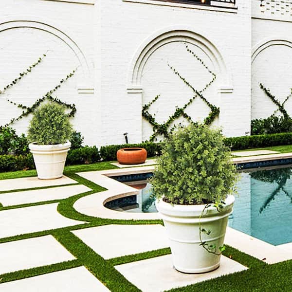 18 in. Green Outdoor Artificial Boxwood Shrub Set Artificial Plant