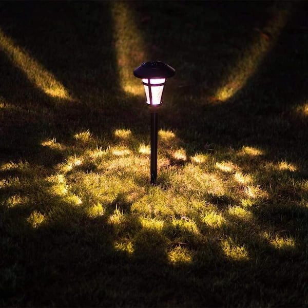 Yellow Solar Integrated LED Path Light Yellow Solar Integrated LED Path Light