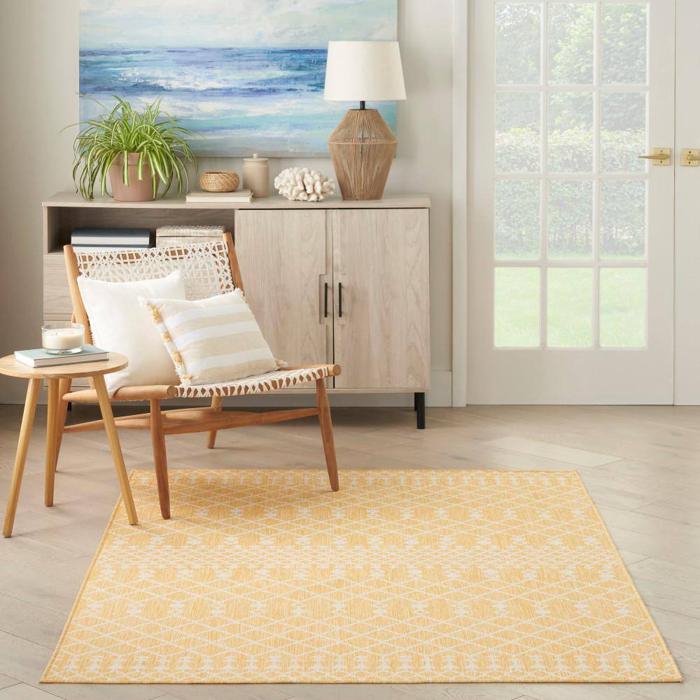 Yellow Moroccan Trellis Synthetic Flatweave Rug 4' x 6'
