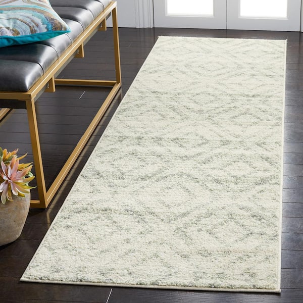 Adirondack Ivory/Green 3 ft. x 14 ft. Multi-Diamonds Runner Rug