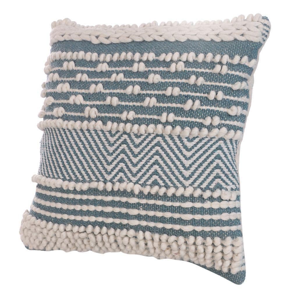 THE URBAN PORT Blue and White Wavy Woven Pattern Handcrafted Cotton ...