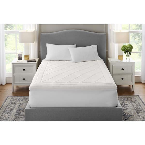Home Decorators Collection 3 in. King Quilted Cooling Gel Memory Foam Mattress Topper