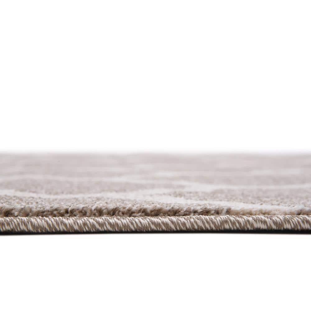 Elegant Trellis Light Brown 4'x6' Stain-Resistant Area Rug