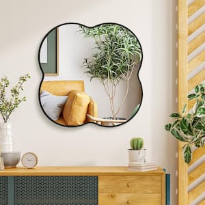 24 in. W x 24 in. H Scalloped Black Wall-mounted Mirror Aluminum Alloy Frame Clover Decor Bathroom Vanity Mirror