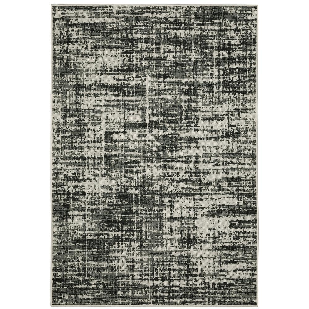 Traverse Black/Beige 7 ft. 10 in x 10 ft. Indoor/Outdoor Area Rug