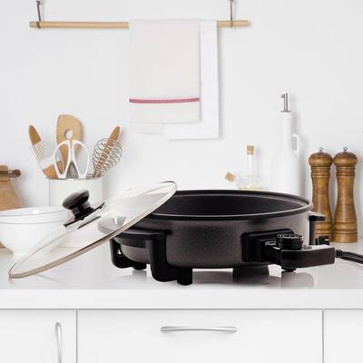 12 In. Black Non Stick Electric Skillet Aluminum Body and Tempered Glass Lid, Removable Temperature Knob