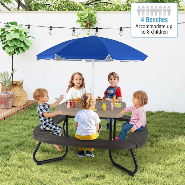 1-Piece Plastics Top Kids Picnic Table Outdoor Activity Table with Adjustable and Collapsible Umbrella Brown