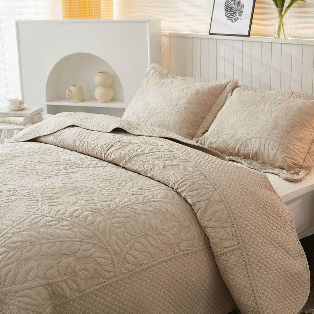 Khaki Cotton Queen Reversible Floral Quilt Set