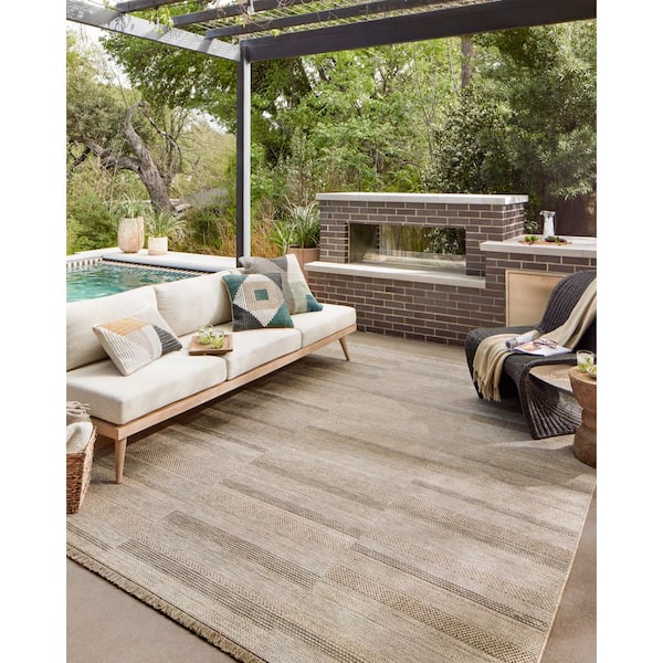 ラグ・カーペット DAWN RUG Loloi Dawn 7 ft. 8 in. x 10 ft. Natural Stripe Indoor/Outdoor Area