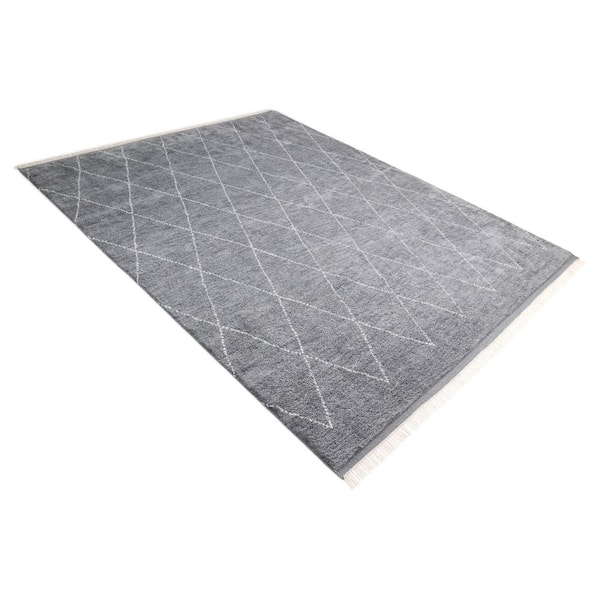 Shaggy Moroccan Gray 5 ft. x 8 ft. Moroccan Indoor Area Rug