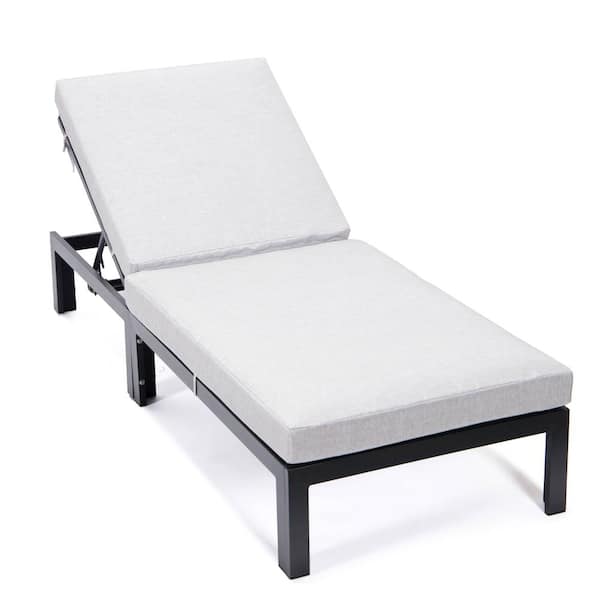 Leisuremod Chelsea Modern Aluminum Outdoor Chaise Lounge Chair With Light Grey Cushions
