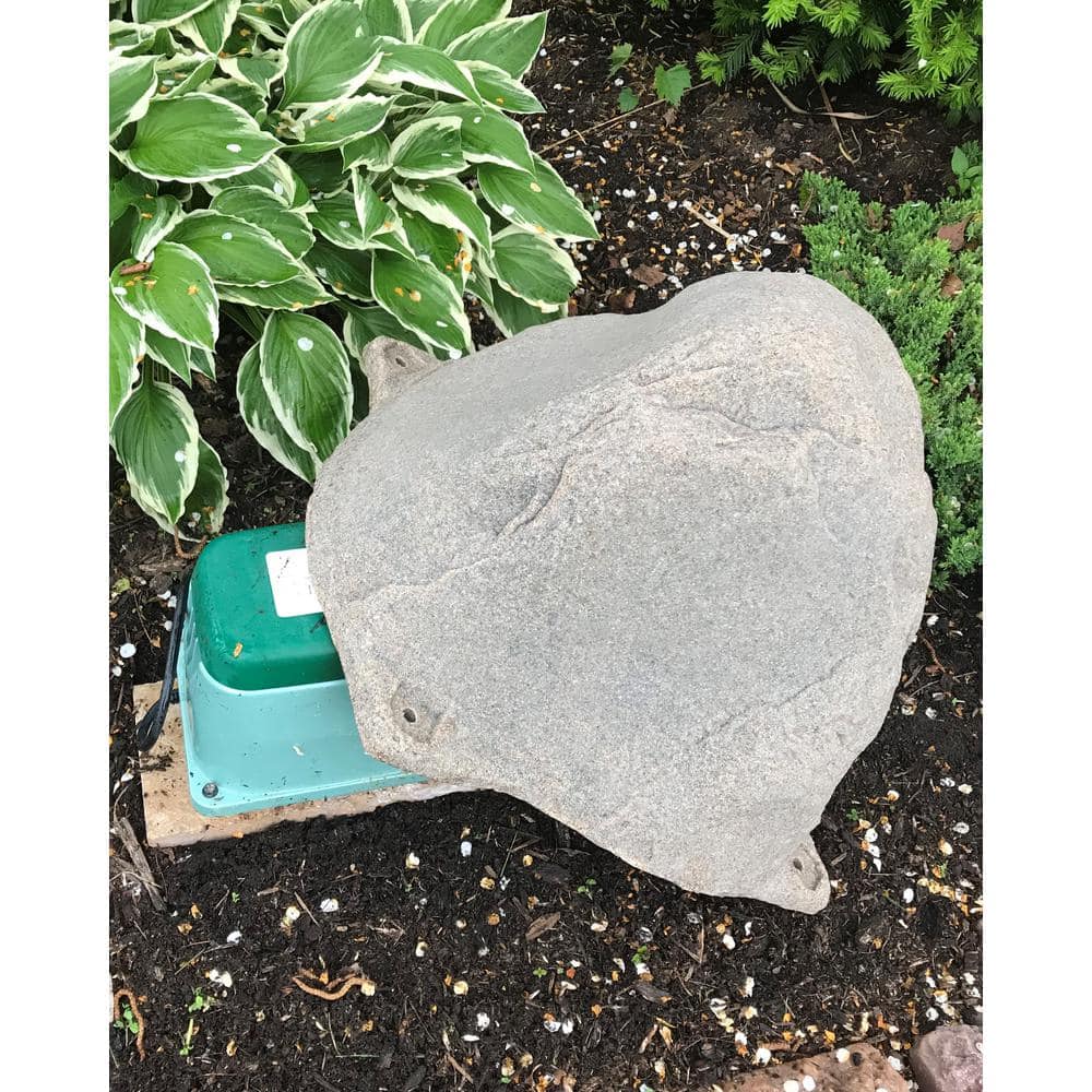 Riverbed Brown Artificial Garden Rock Cover