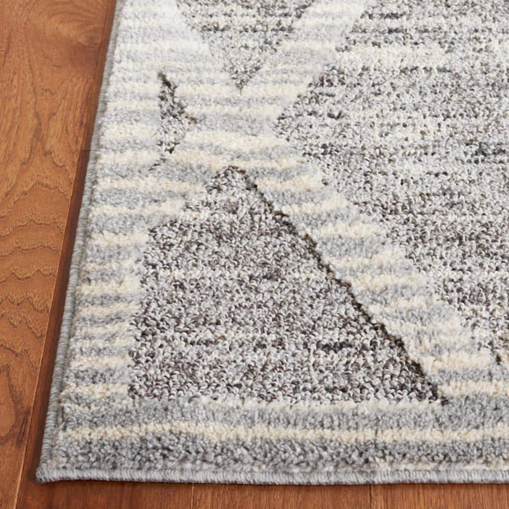 Gray Geometric 4' x 6' Tufted Shag Rug
