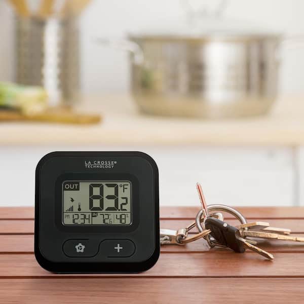 https://images.thdstatic.com/productImages/503443e6-203b-4385-a003-f89f575c18f8/svn/black-la-crosse-technology-outdoor-thermometers-308-147-31_600.jpg