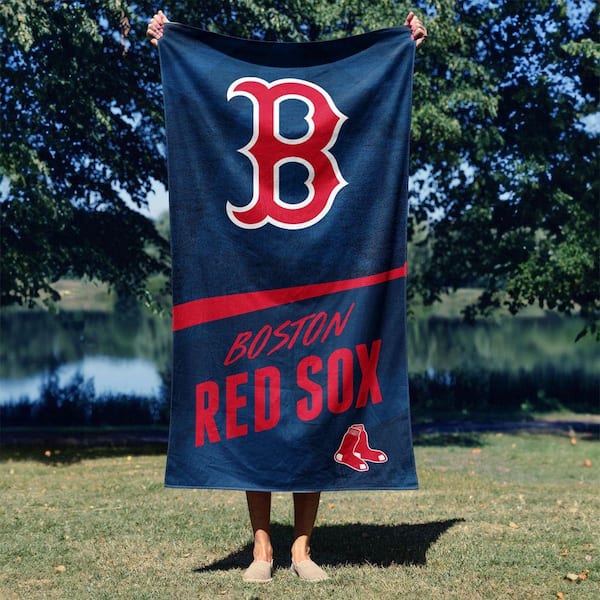 THE NORTHWEST GROUP Boston Red Sox MLB Stretch 30 in. x 60 in