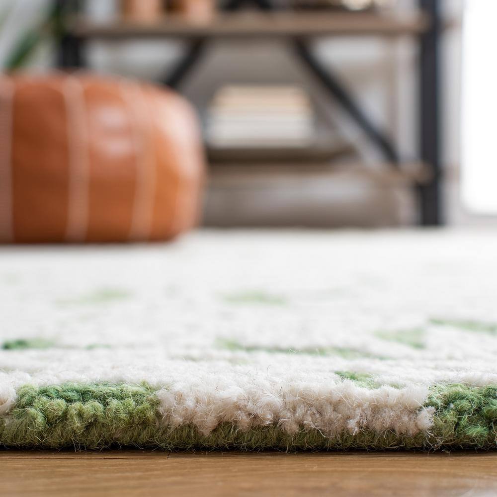 Green and Ivory Floral Hand-Tufted Wool Area Rug, 8' x 10'