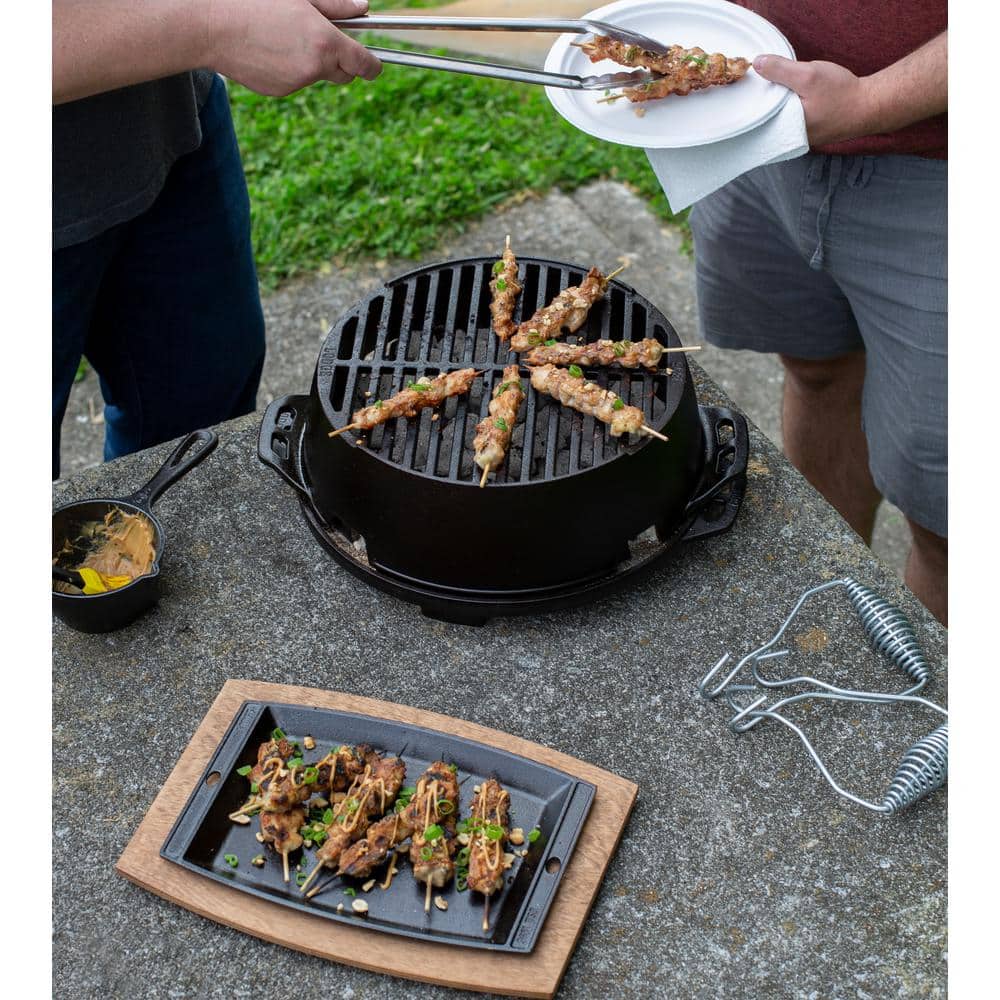 Black Cast Iron Rectangular Griddle with Raised Edges