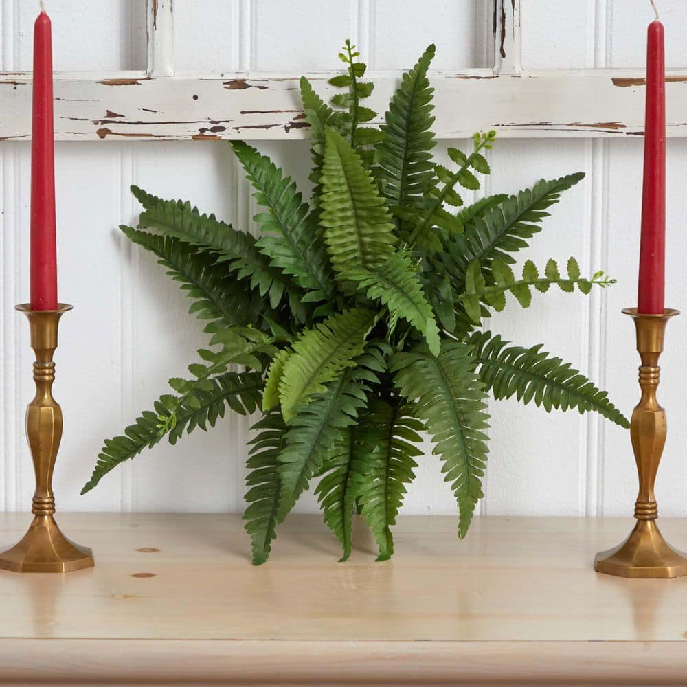 Lifelike Green Plastic Boston Fern Tabletop Arrangement Set